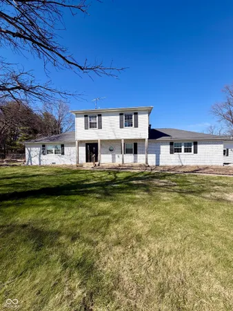 $345,000 | 660 East Bonebrake Road, Veedersburg, IN 47987