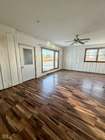 $345,000 | 660 East Bonebrake Road, Veedersburg, IN 47987