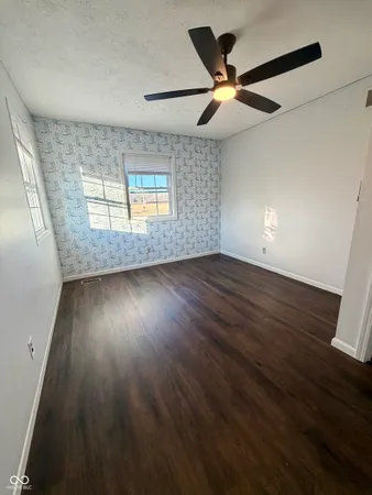 $345,000 | 660 East Bonebrake Road, Veedersburg, IN 47987