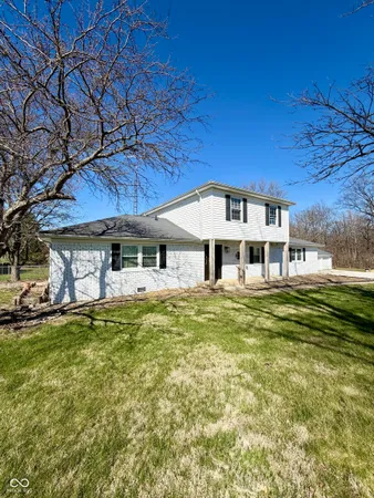 $345,000 | 660 East Bonebrake Road, Veedersburg, IN 47987
