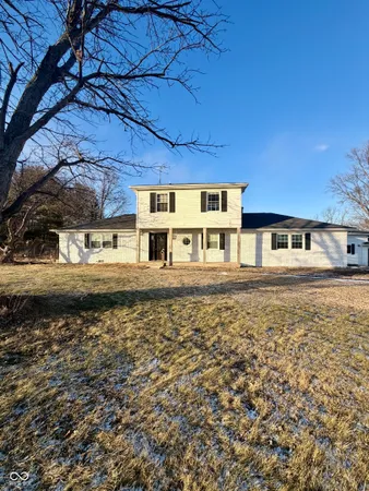 $345,000 | 660 East Bonebrake Road, Veedersburg, IN 47987