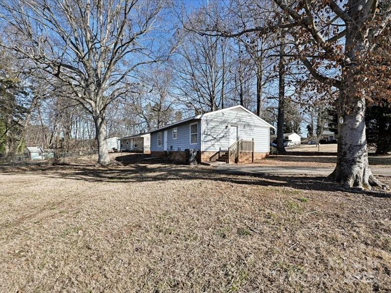 738 Rudd Court Charlotte, NC 28216 - Photo 18 of 20