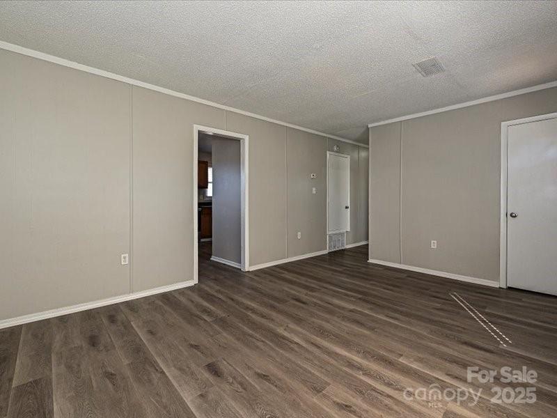 738 Rudd Court Charlotte, NC 28216 - Photo 5 of 20
