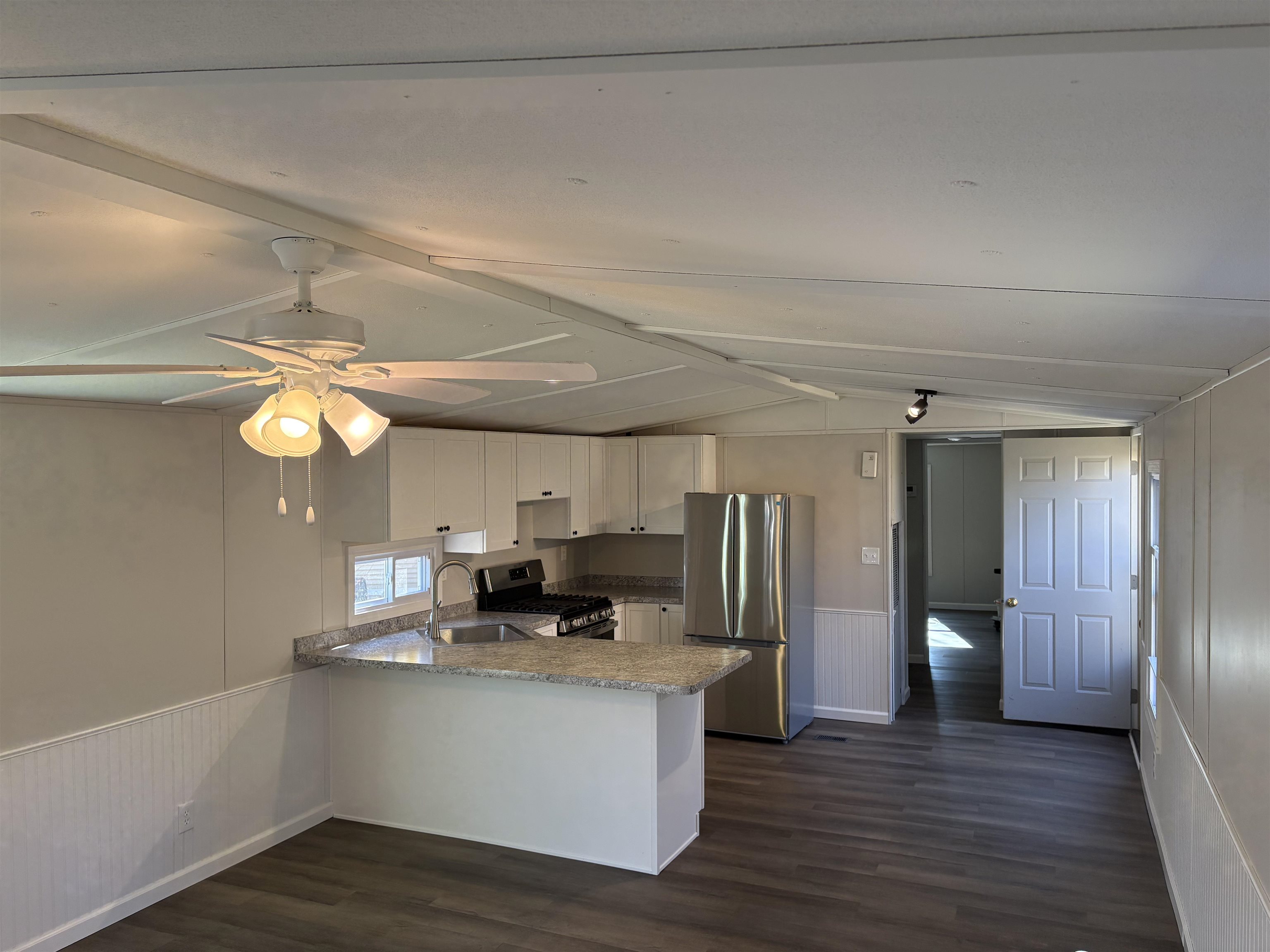 23 Cherry Street Exeter, NH 03833 - Photo 11 of 18