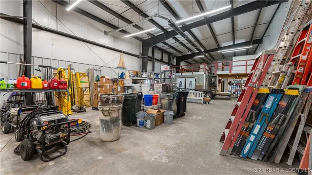 $1,950,000 | 2573 North Business Rte 5, Camdenton, MO 65020