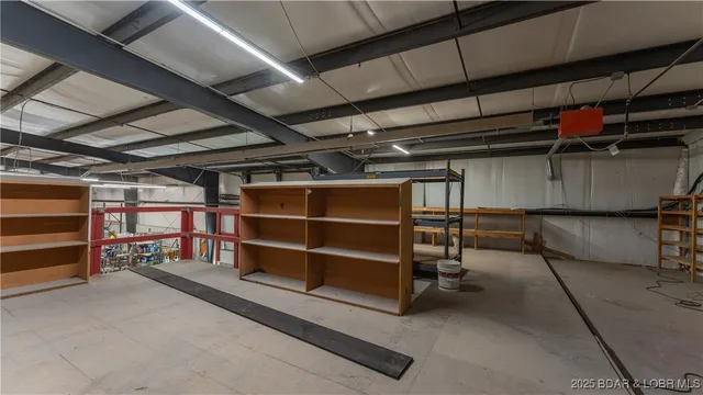 $1,950,000 | 2573 North Business Rte 5, Camdenton, MO 65020