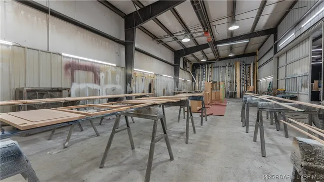 $1,950,000 | 2573 North Business Rte 5, Camdenton, MO 65020