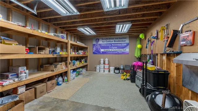 $1,950,000 | 2573 North Business Rte 5, Camdenton, MO 65020