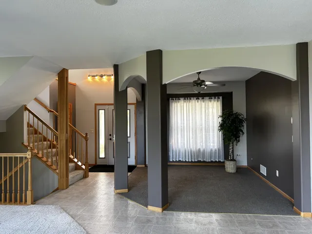 $599,000 | 1404 Featherstone Road, Hastings, MN 55033