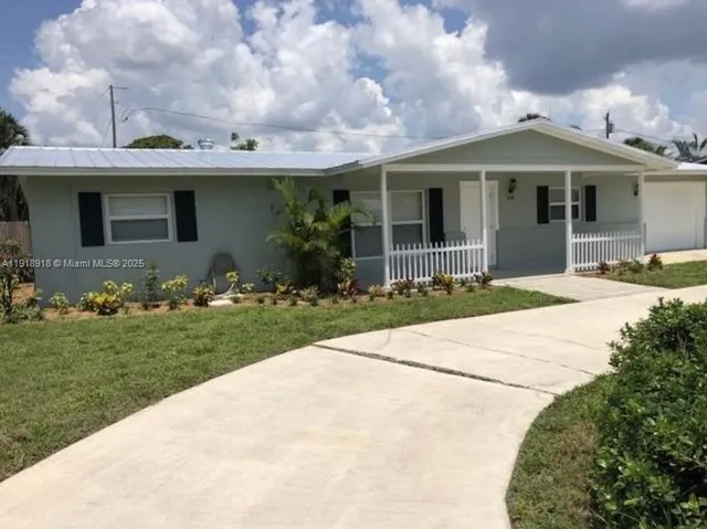 $4,000 | St. Lucie Estates-Broadway, Stuart, FL 34996