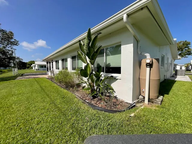$369,250 | 9843 34th Way North, Unit 4, Pinellas Park, FL 33782