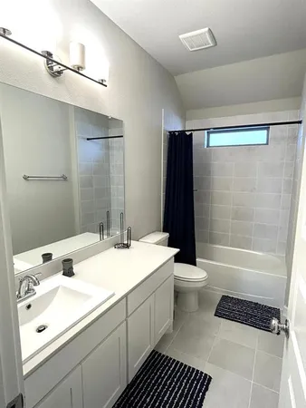 $2,550 | 4913 Pebblewood Drive, McKinney, TX 75071