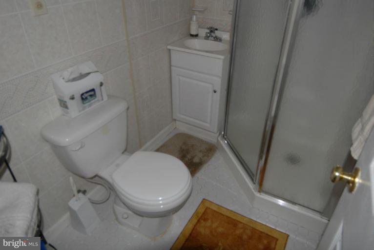 888 Beech Tree Road Severn, MD 21144 - Photo 2 of 16 Bathroom 3