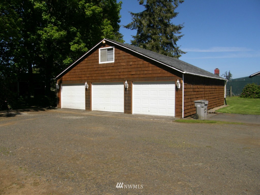 1418 Ocean Beach Road Hoquiam, WA 98550 - Photo 2 of 15 Gallery Image 2