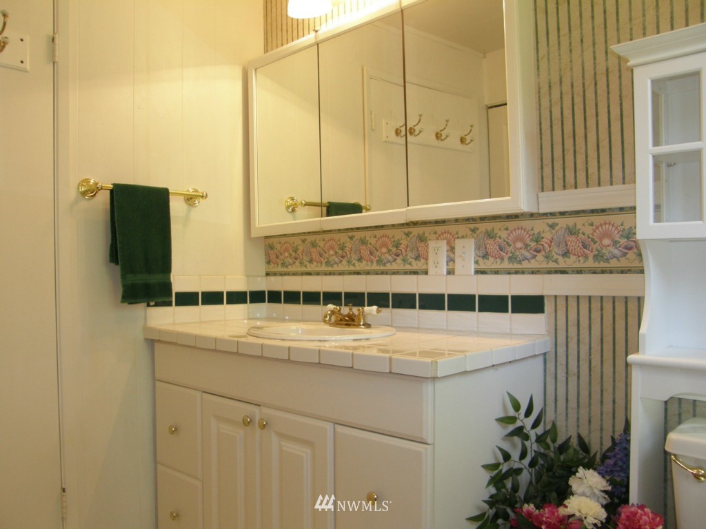 1418 Ocean Beach Road Hoquiam, WA 98550 - Photo 13 of 15 Gallery Image 13