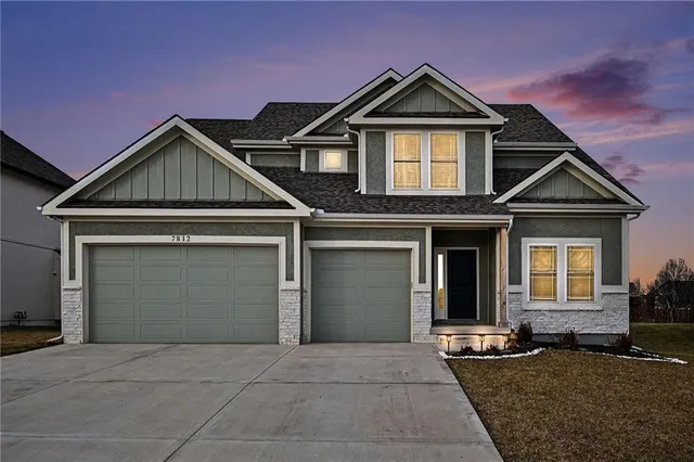 $544,000 | 7812 Northeast 107th Street, Kansas City, MO 64157