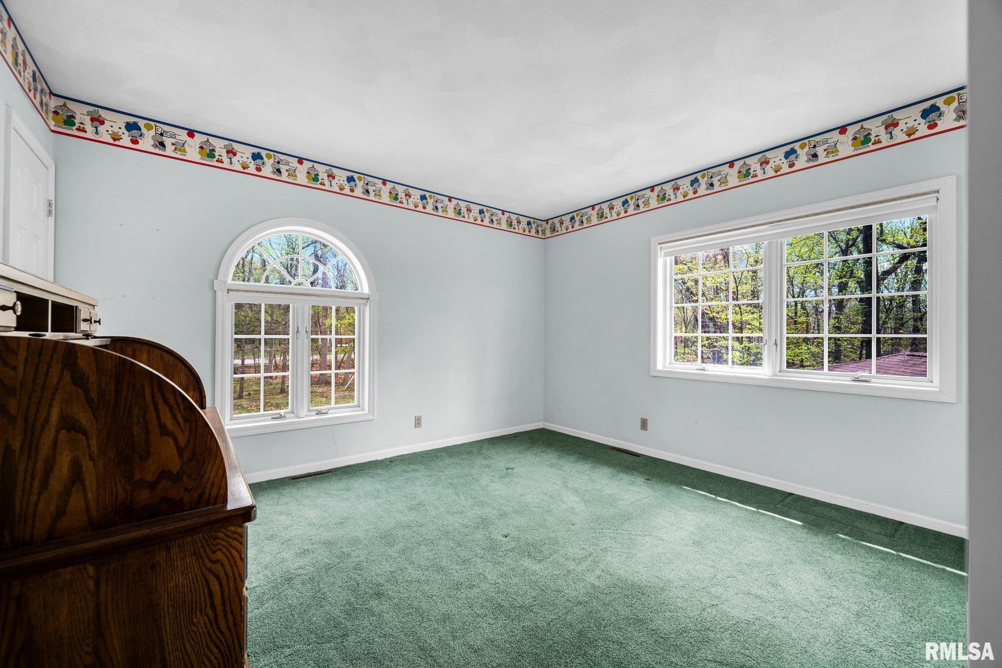 319 West Ravinwoods Road Peoria, IL 61615 - Photo 33 of 59