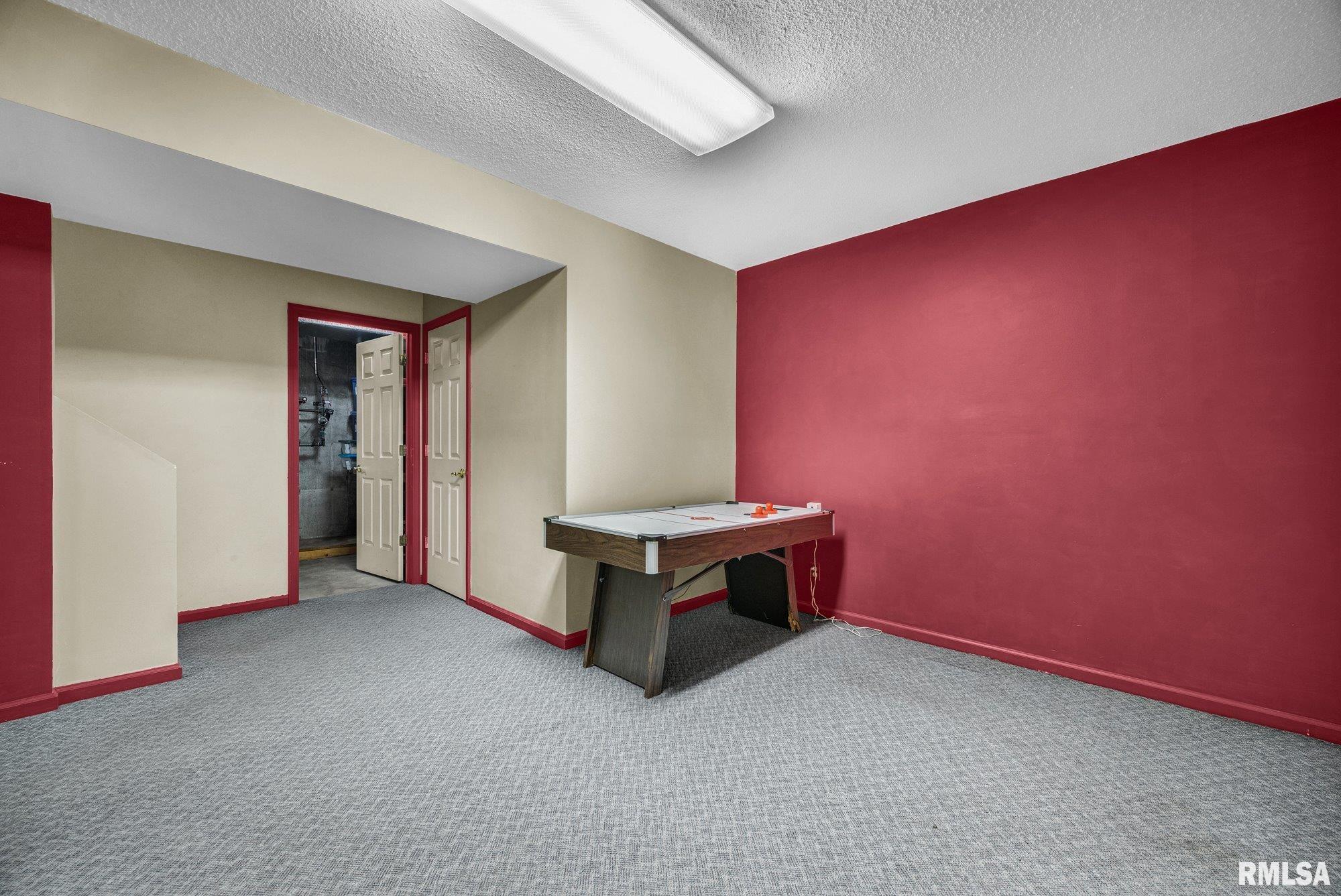 319 West Ravinwoods Road Peoria, IL 61615 - Photo 36 of 59