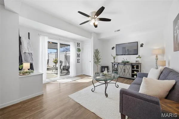 $239,900 | 1208 Main Street, Highland, IL 62249