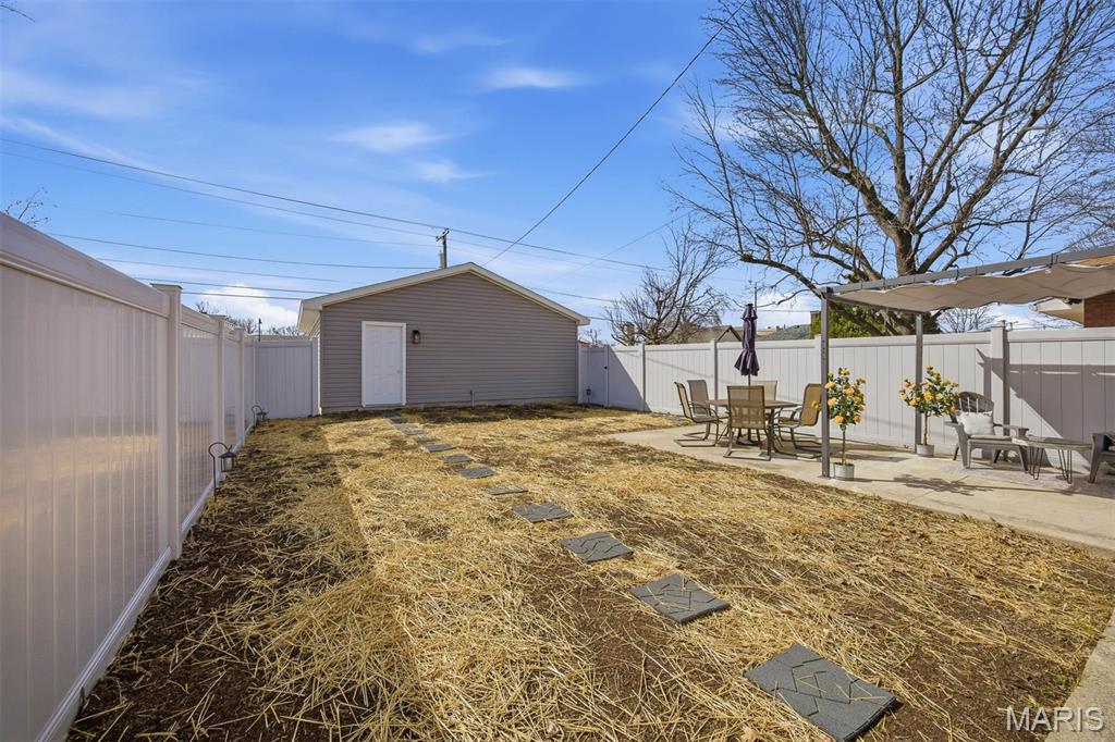 1208 Main Street Highland, IL 62249 - Photo 33 of 48