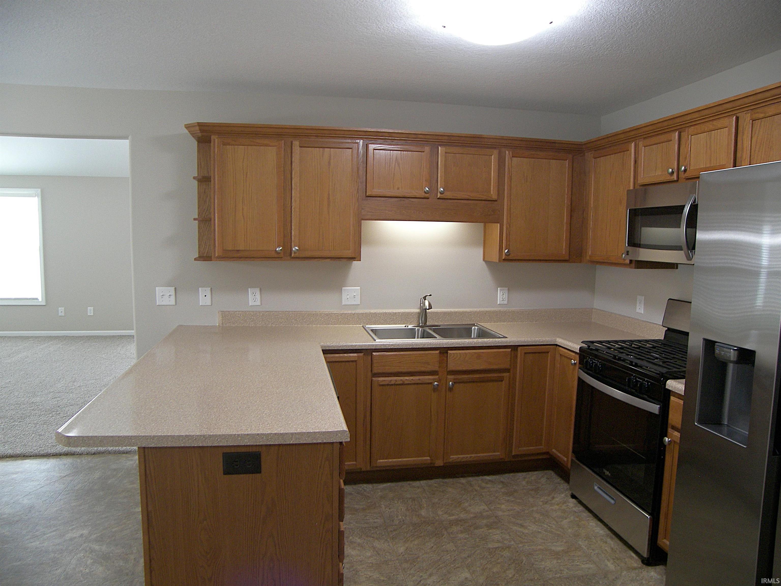 560 Buck Trail Warsaw, IN 46582 - Photo 13 of 36