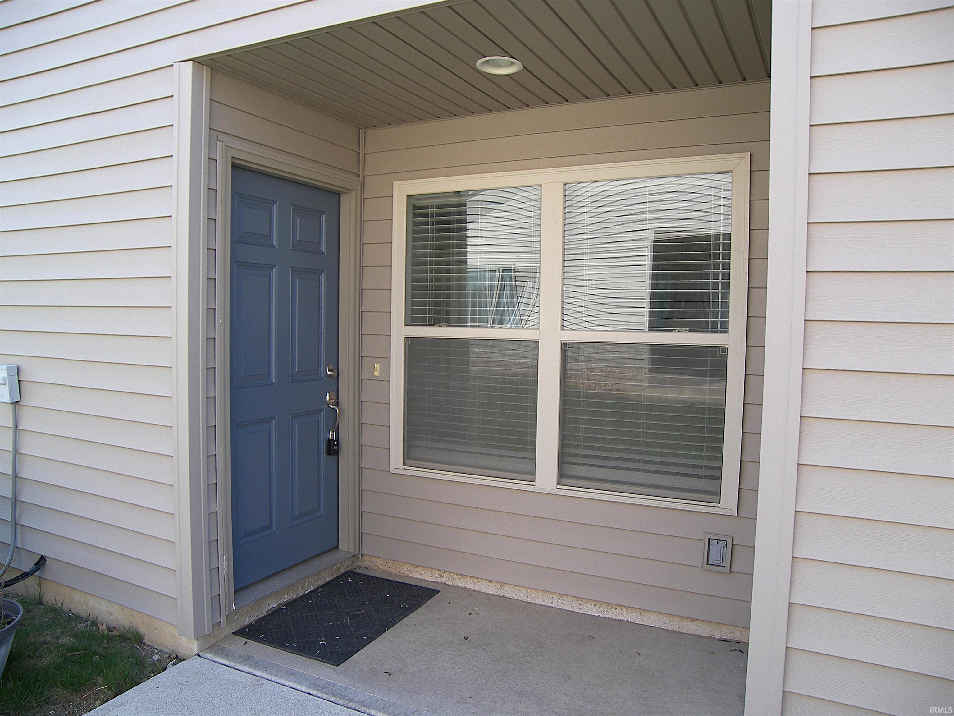 560 Buck Trail Warsaw, IN 46582 - Photo 5 of 36