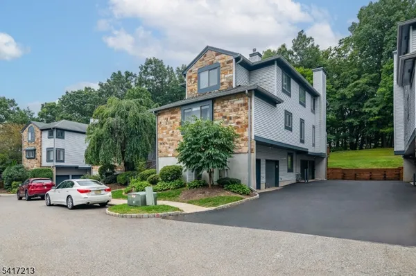 $3,600 | 70 Overlook Drive, Hackettstown, NJ 07840