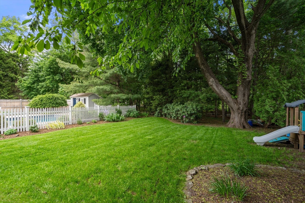 15 Killeen Road Walpole, MA 02032 - Photo 19 of 22