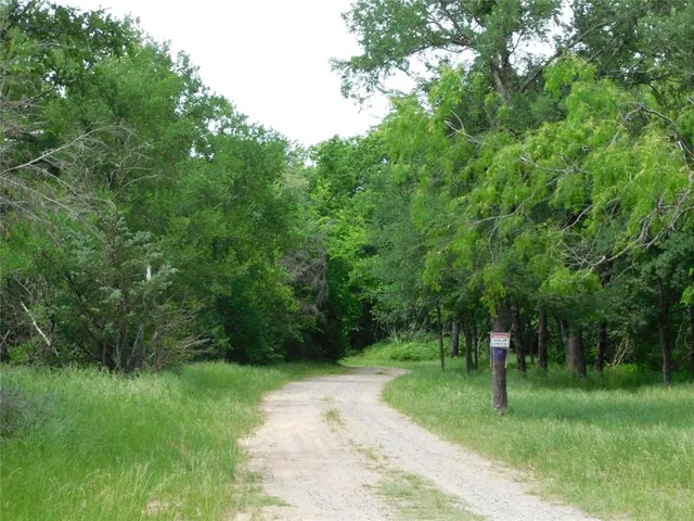 $295,000 | 18642 Farm To Market 709 North, Dawson, TX 76639