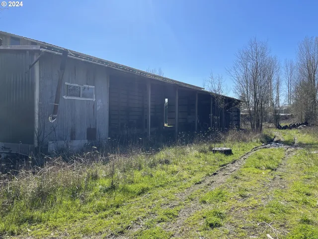a backyard of a house