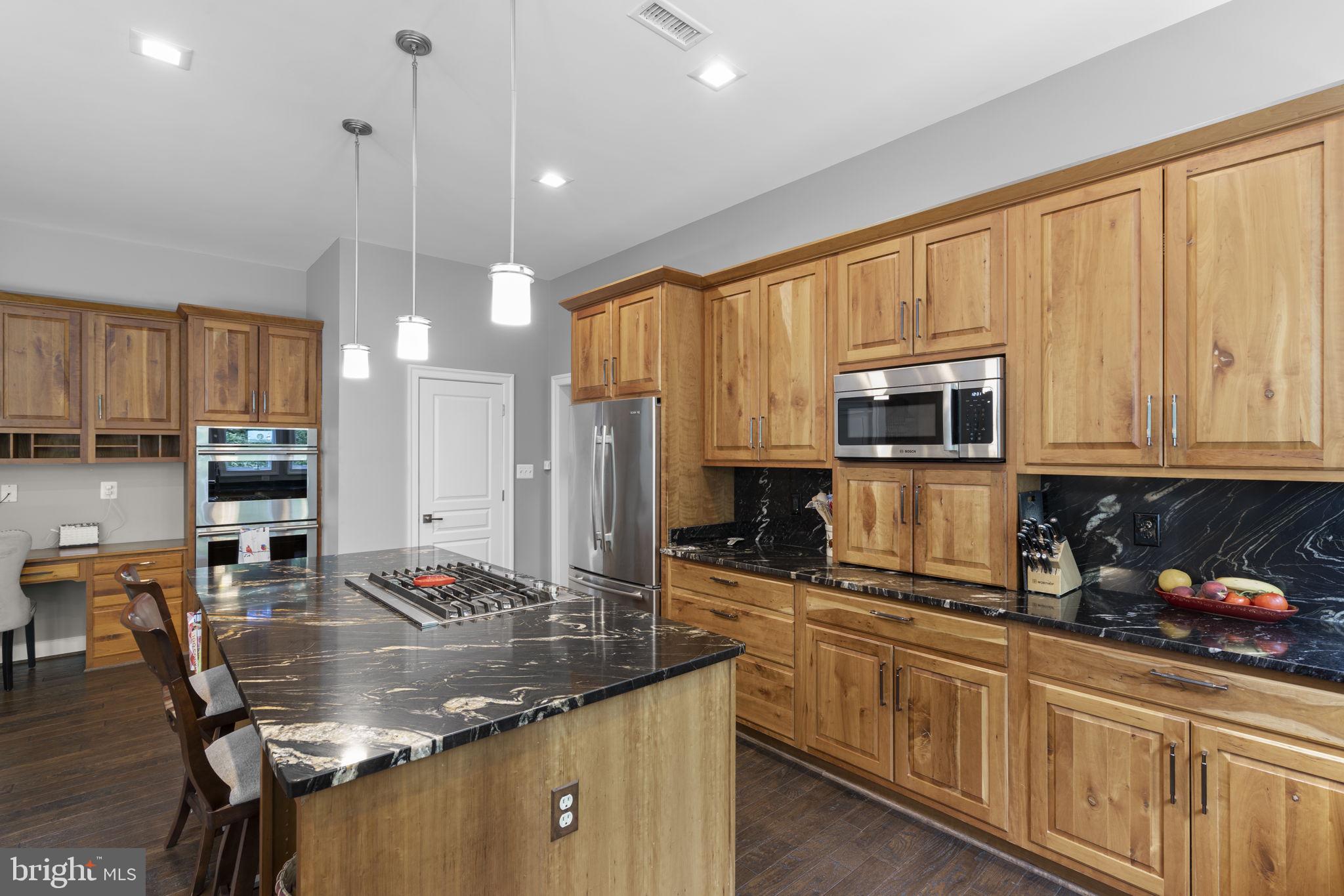 18429 Woodburn Road Leesburg, VA 20175 - Photo 15 of 82