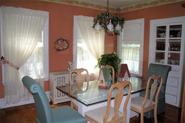 151 Cottage Park Road Winthrop, MA 02152 - Photo 5 of 12 Gallery Image 5