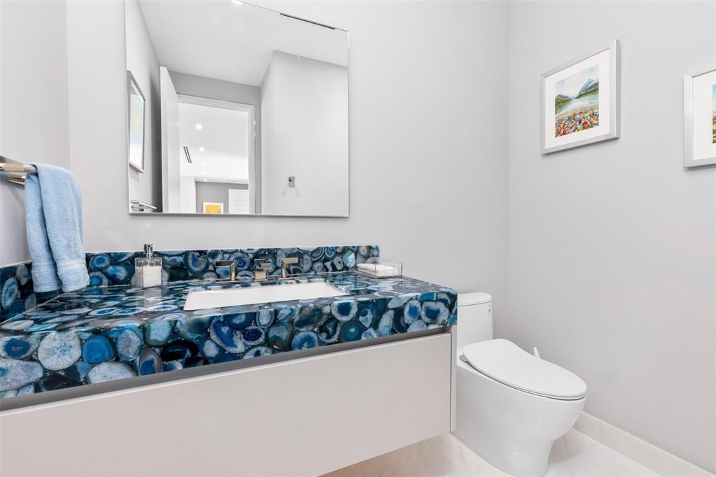 34 Minnetonka Road Sea Ranch Lakes, FL 33308 - Photo 31 of 89