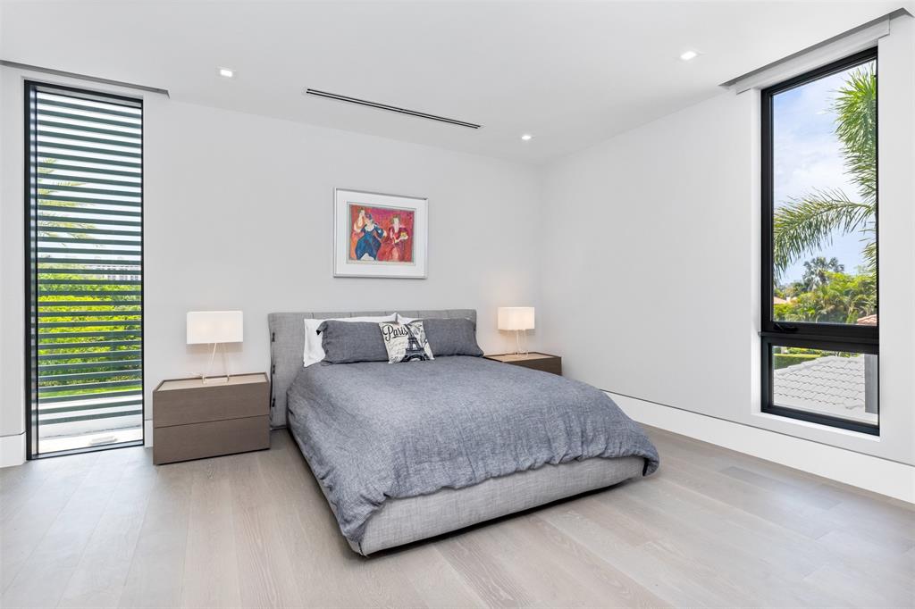 34 Minnetonka Road Sea Ranch Lakes, FL 33308 - Photo 37 of 89