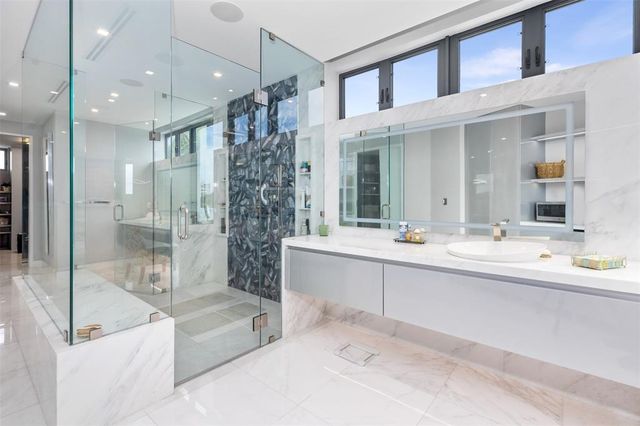 $19,995,000 | 34 Minnetonka Road, Sea Ranch Lakes, FL 33308