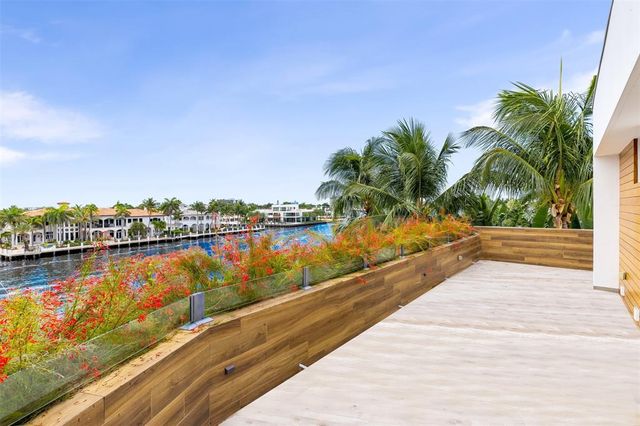 $19,995,000 | 34 Minnetonka Road, Sea Ranch Lakes, FL 33308