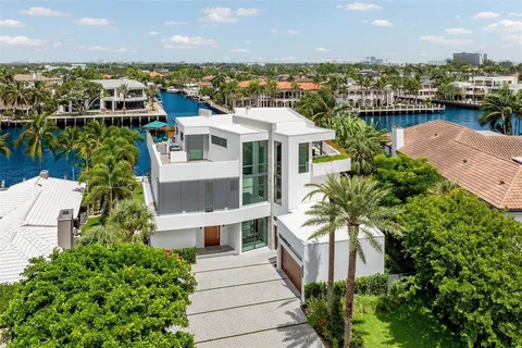 $19,995,000 | 34 Minnetonka Road, Sea Ranch Lakes, FL 33308