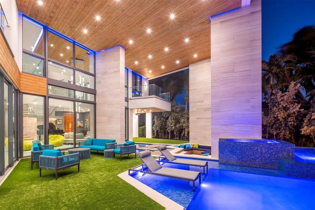 $19,995,000 | 34 Minnetonka Road, Sea Ranch Lakes, FL 33308