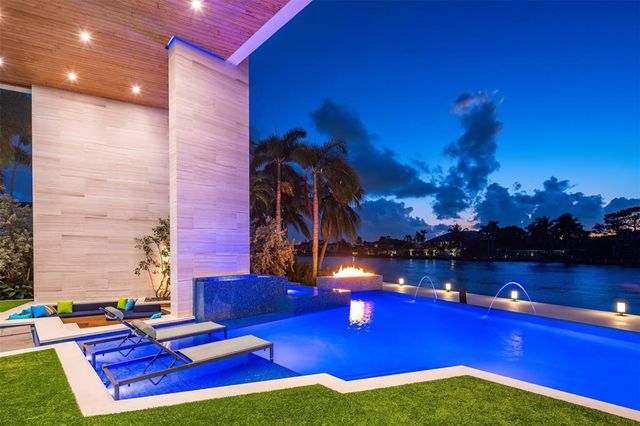 $19,995,000 | 34 Minnetonka Road, Sea Ranch Lakes, FL 33308