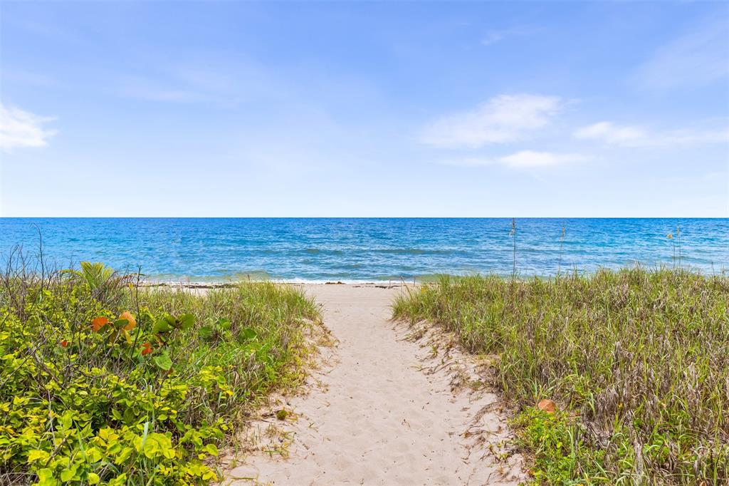 34 Minnetonka Road Sea Ranch Lakes, FL 33308 - Photo 86 of 89 a view of an ocean beach