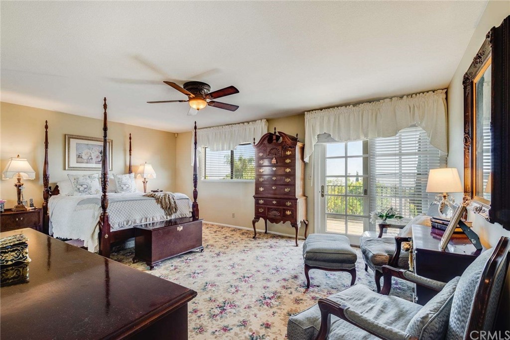 3750 Valley Lights Drive Pasadena, CA 91107 - Photo 37 of 55 a living room with furniture and a large window
