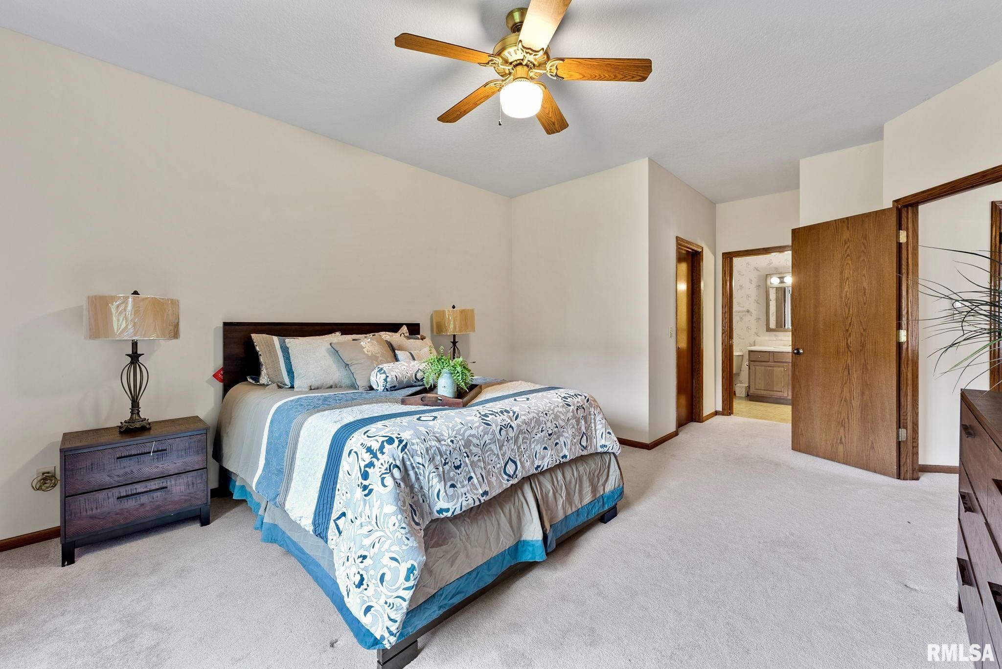 3458 Maple Glen Drive Bettendorf, IA 52722 - Photo 5 of 10 Gallery Image 5