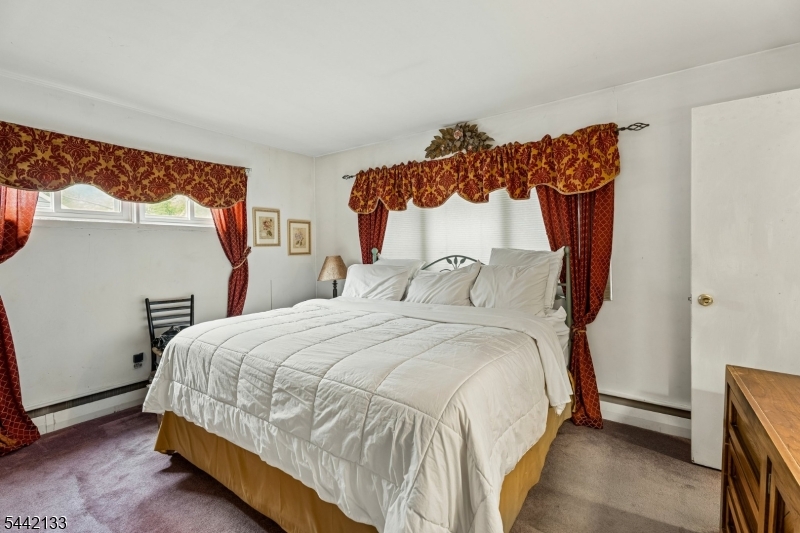 359 Meisel Avenue Springfield, NJ 07081 - Photo 15 of 31