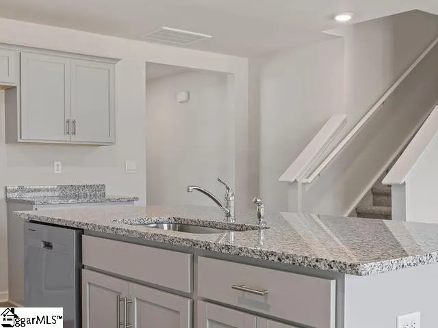 $286,900 | 220 Pristine Drive, Greenwood, SC 29646