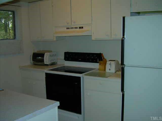 Bright kitchen