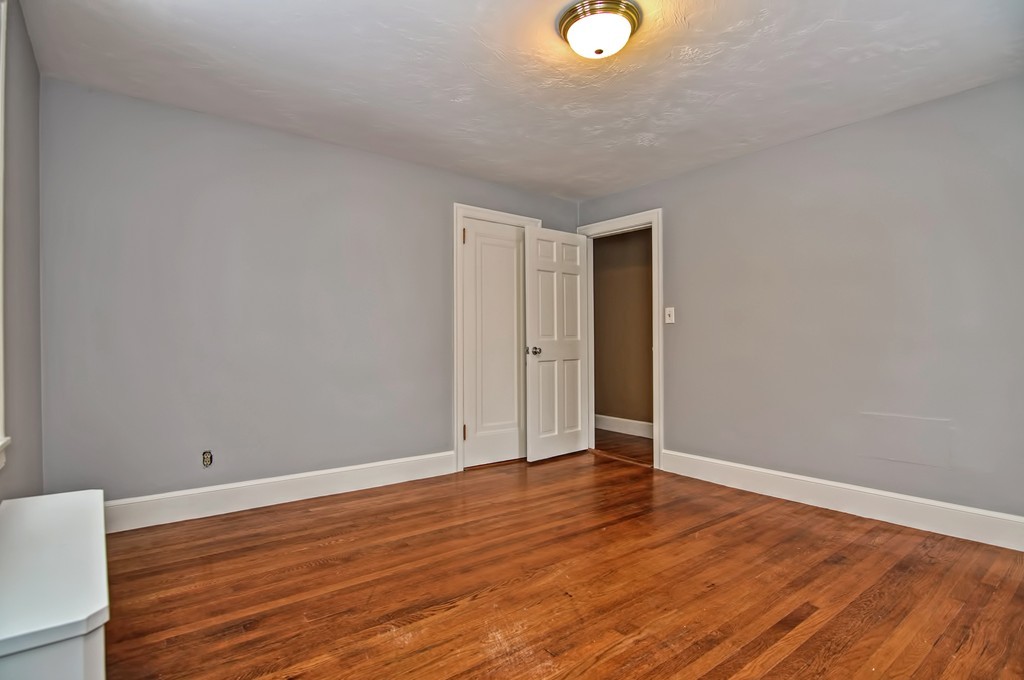 283 Beverly Road Worcester, MA 01605 - Photo 19 of 24
