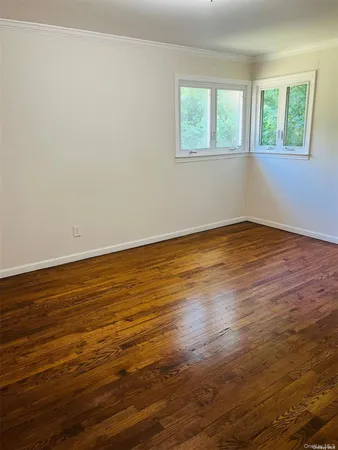 $5,000 | 40 Willets Drive, Syosset, NY 11791