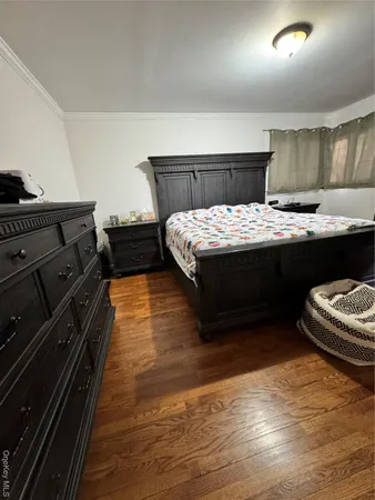 $5,000 | 40 Willets Drive, Syosset, NY 11791