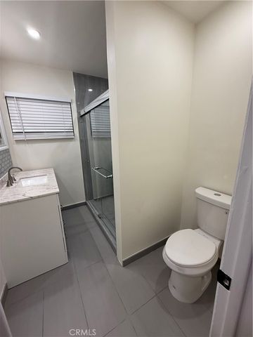 $2,400 | 13104 Riverside Drive, Sherman Oaks, CA 91423