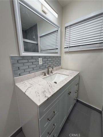 $2,400 | 13104 Riverside Drive, Sherman Oaks, CA 91423